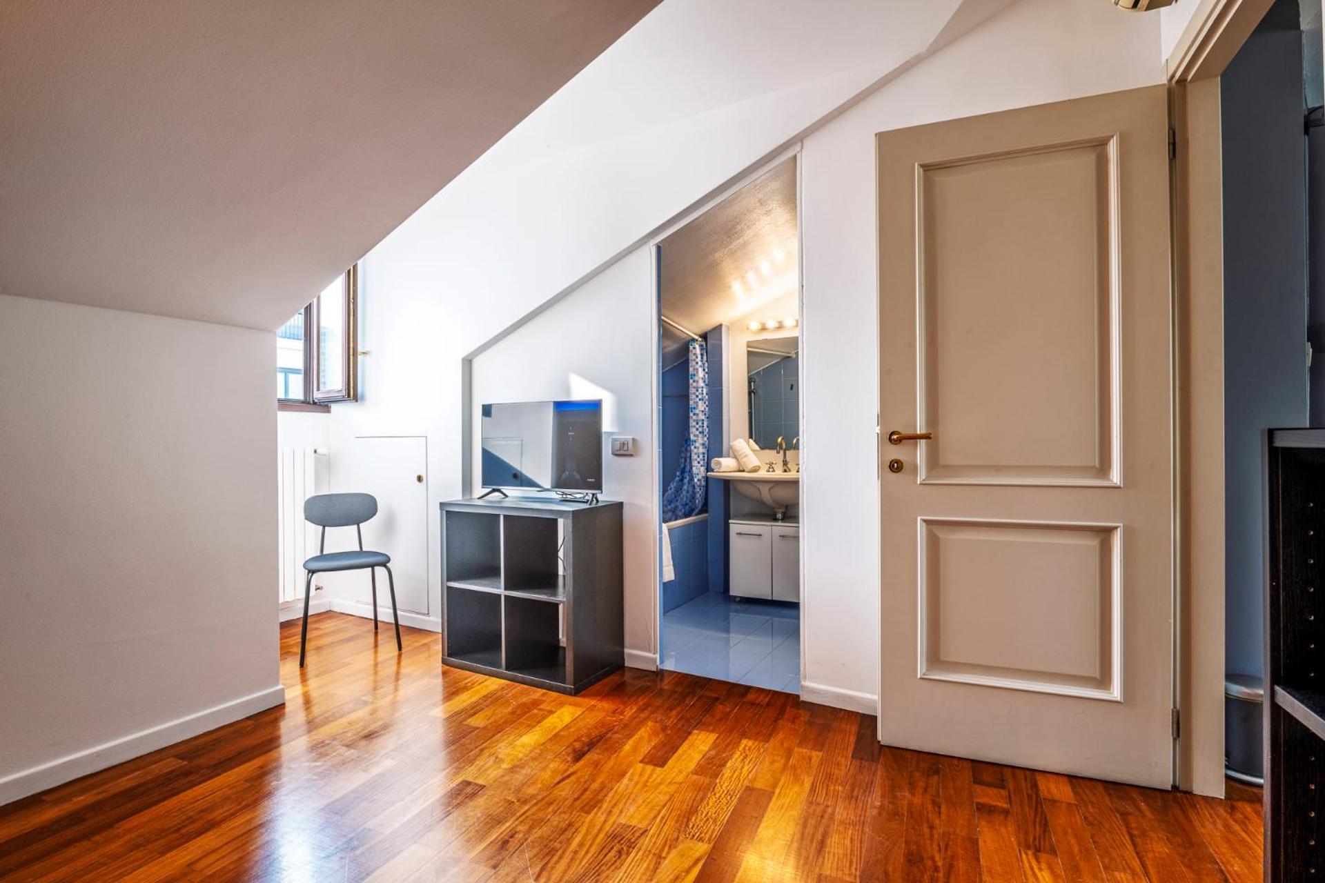 Elegant 2 Bedrooms Apartments Near Duomo Milano Eksteriør bilde